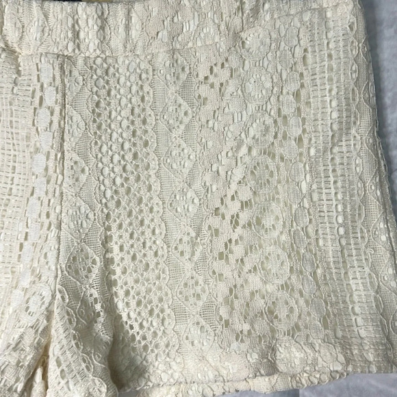 Girl Revolution Lace Overlay Short Shorts - size Medium - Picture 8 of 8